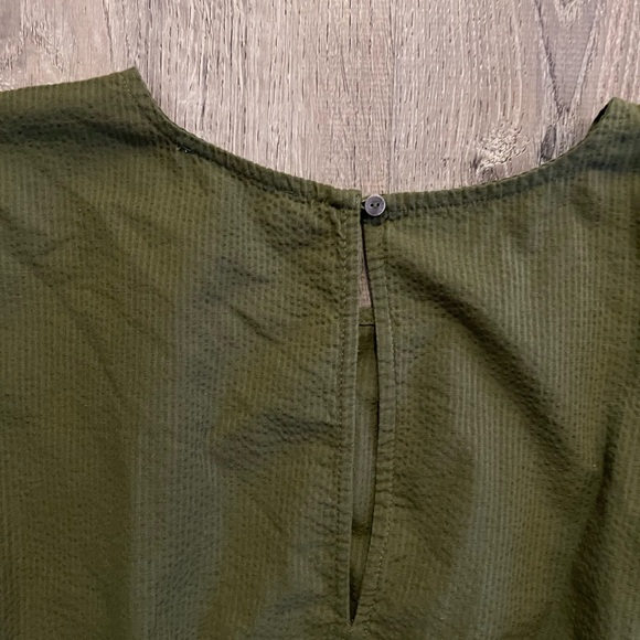 Madewell Plus Smocked-Waist Midi Dress in Stripe Seersucker - Picture 7 of 11